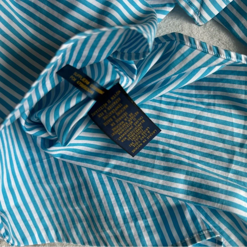 Ralph Lauren Blue Striped women’s Classic Fit
Blouse Shirt used once - Picture 11 of 11